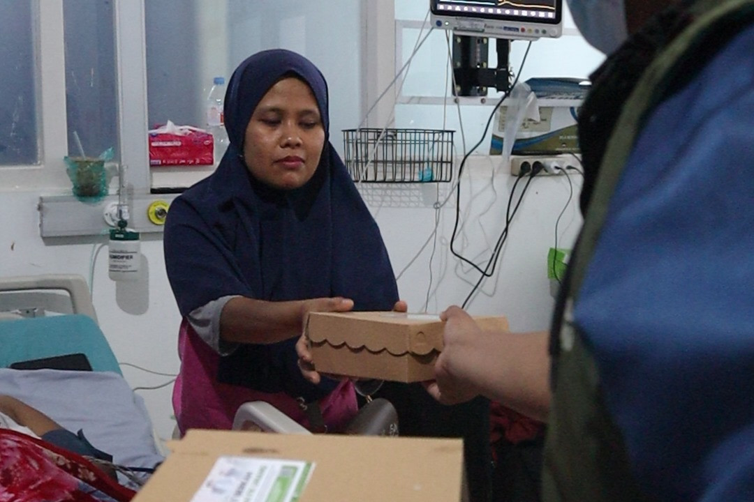LAZ FK UNAND Konsisten Berbagi Makan Siang Lewat Program ‘Jumat Berkah’